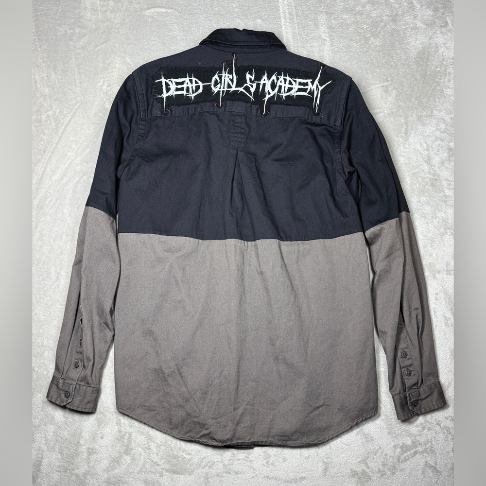 Kill City Men’s Color Block Dead Girls Academy Patch Button Front Shirt Large
